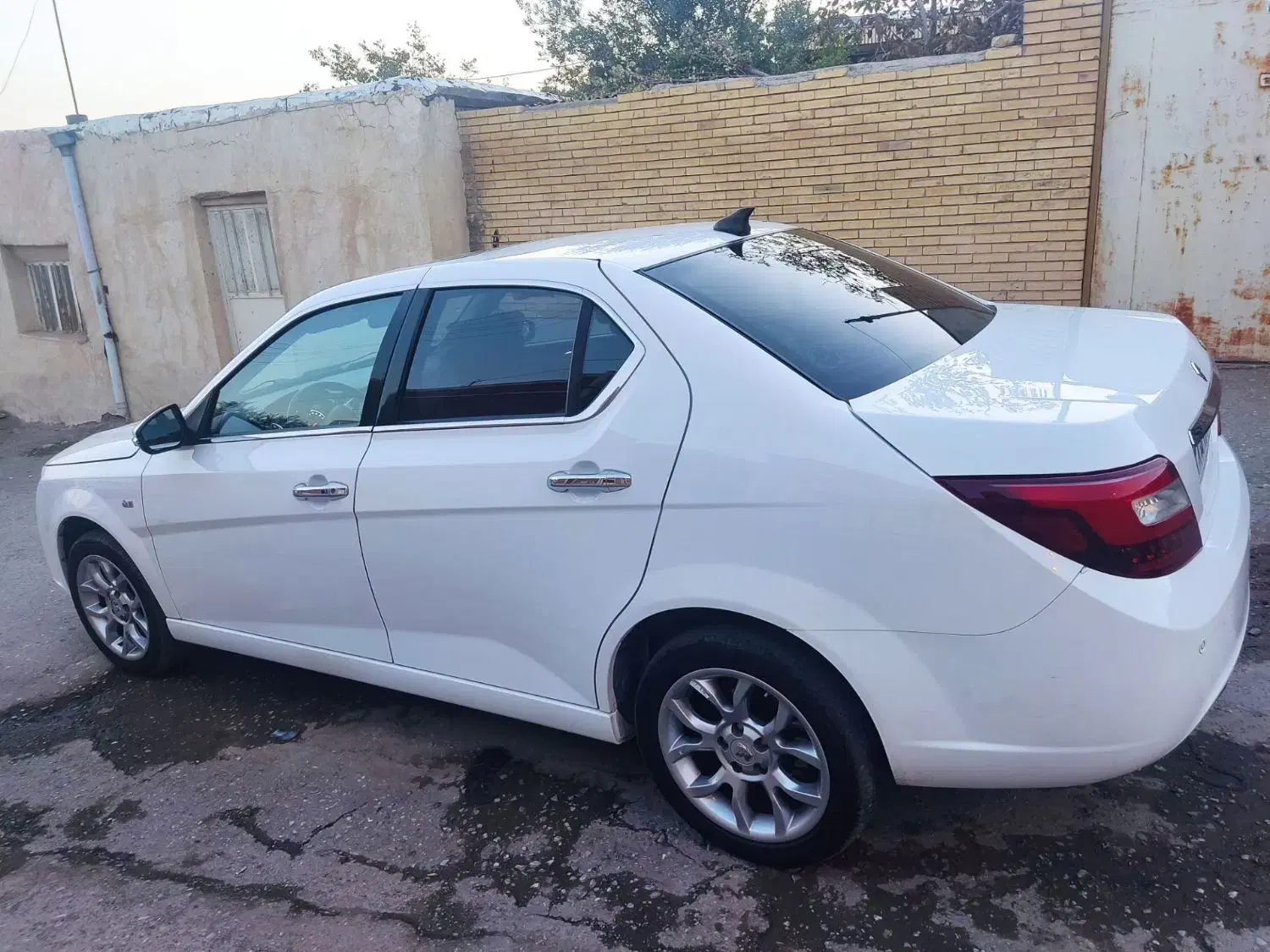 سواری دنا توربو اتومات آپشنال|خودرو سواری و وانت|بافت, |دیوار