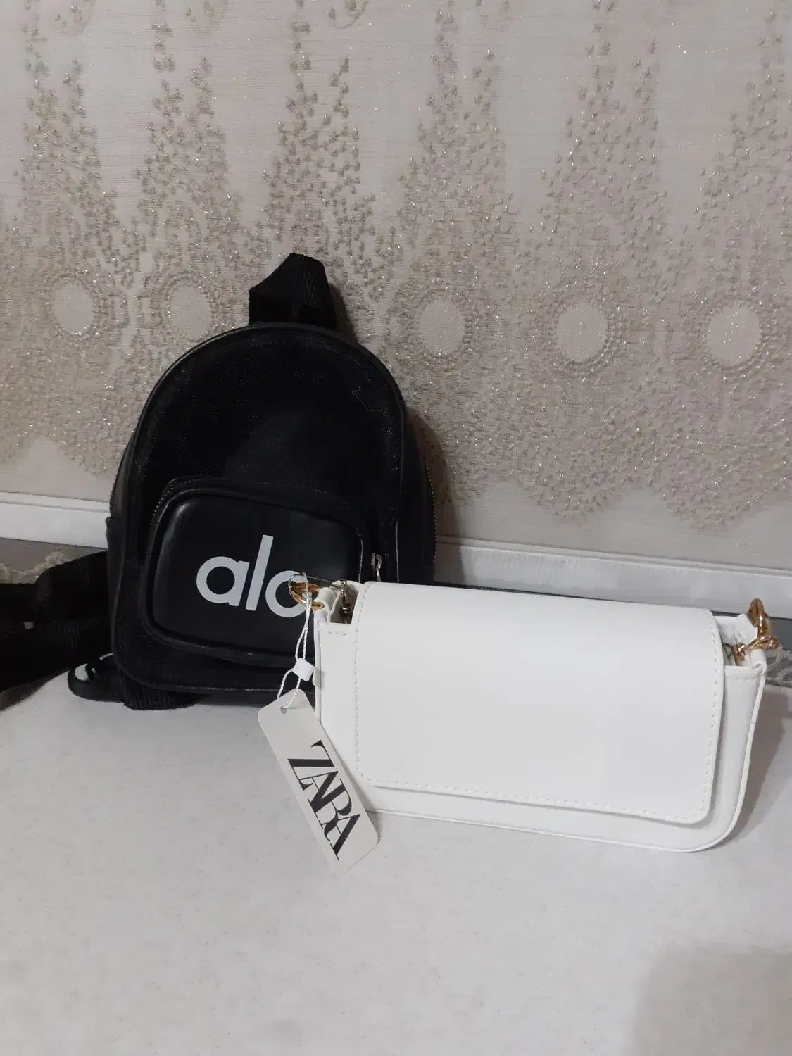 کیف|کیف، کفش، کمربند|ری, جوانمرد قصاب|دیوار