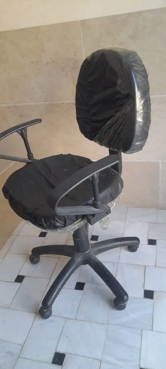 2تا صندلی چرخدار|مبلمان اداری|قم, شهرک امام حسن|دیوار