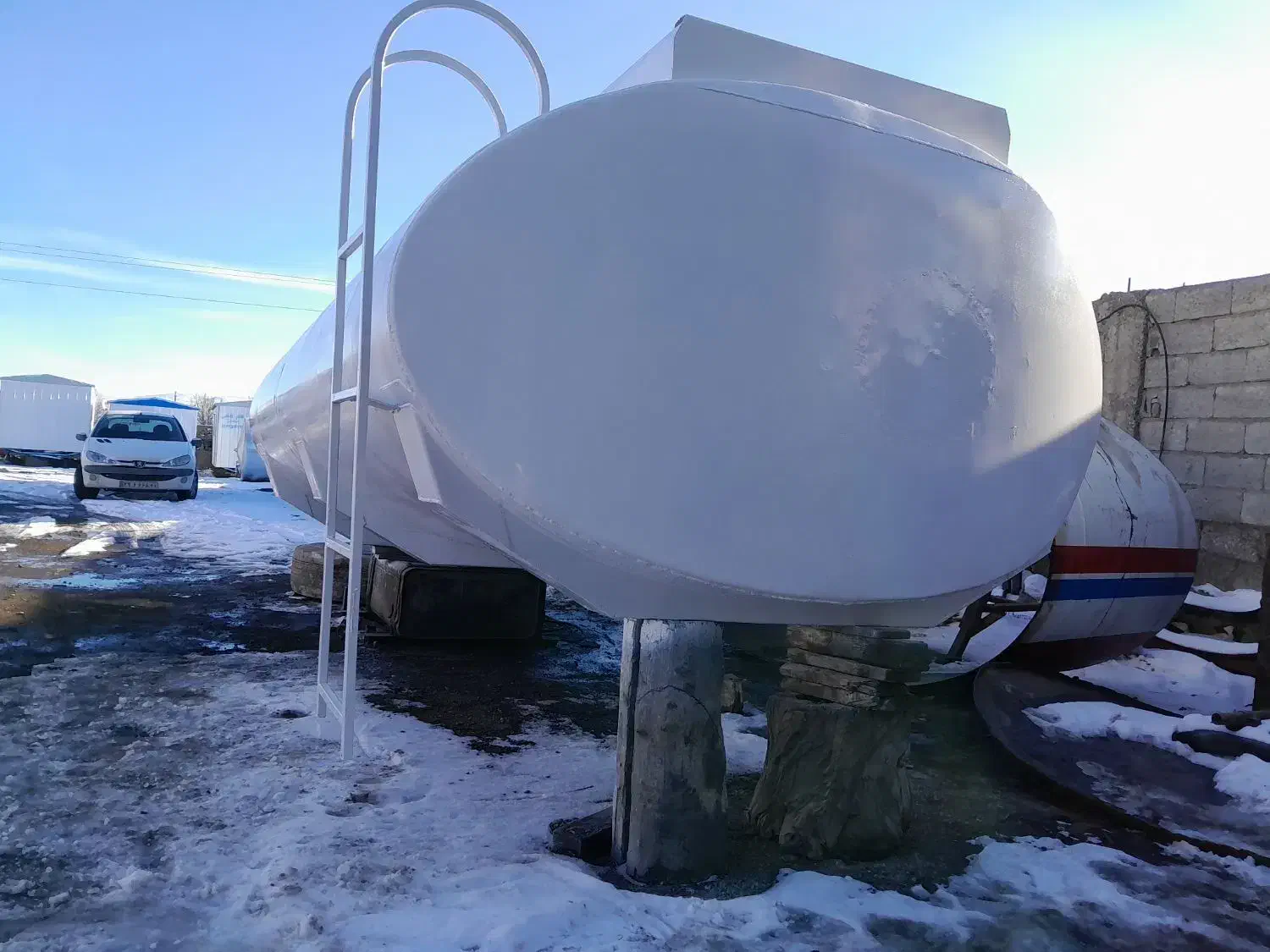 تانکر خاور|مصالح و تجهیزات ساختمان|اردبیل, |دیوار