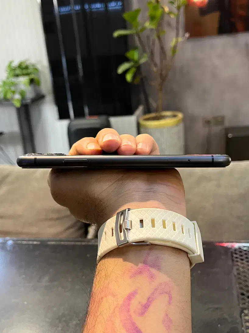 IPHONE 11 128G ZAA|موبایل|اصفهان, مرداویج|دیوار