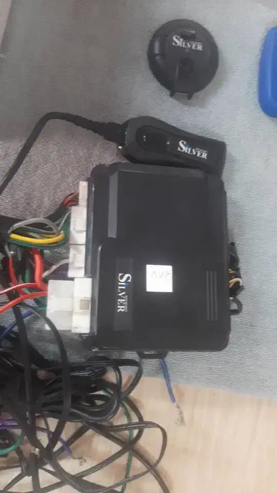 دزدگیر سیلور|قطعات یدکی و لوازم جانبی|محمدشهر, محمدشهر|دیوار