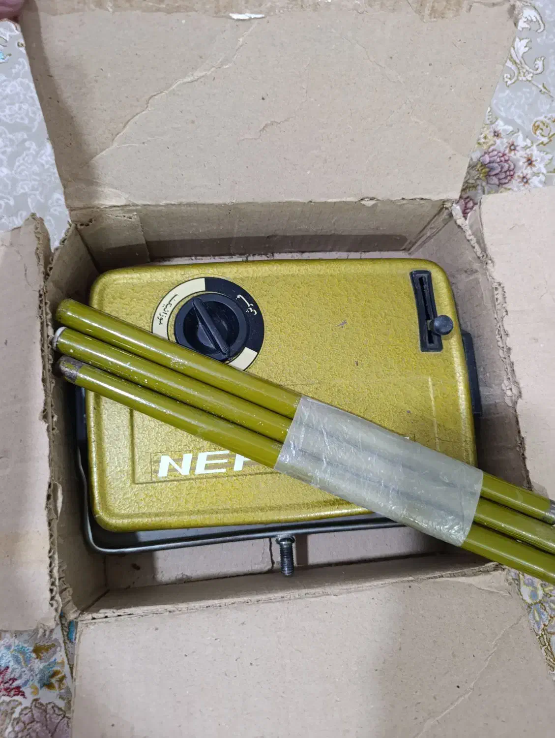 وسایل قدیمی|کلکسیون اشیاء عتیقه|شیراز, کرونی(خاتونک)|دیوار