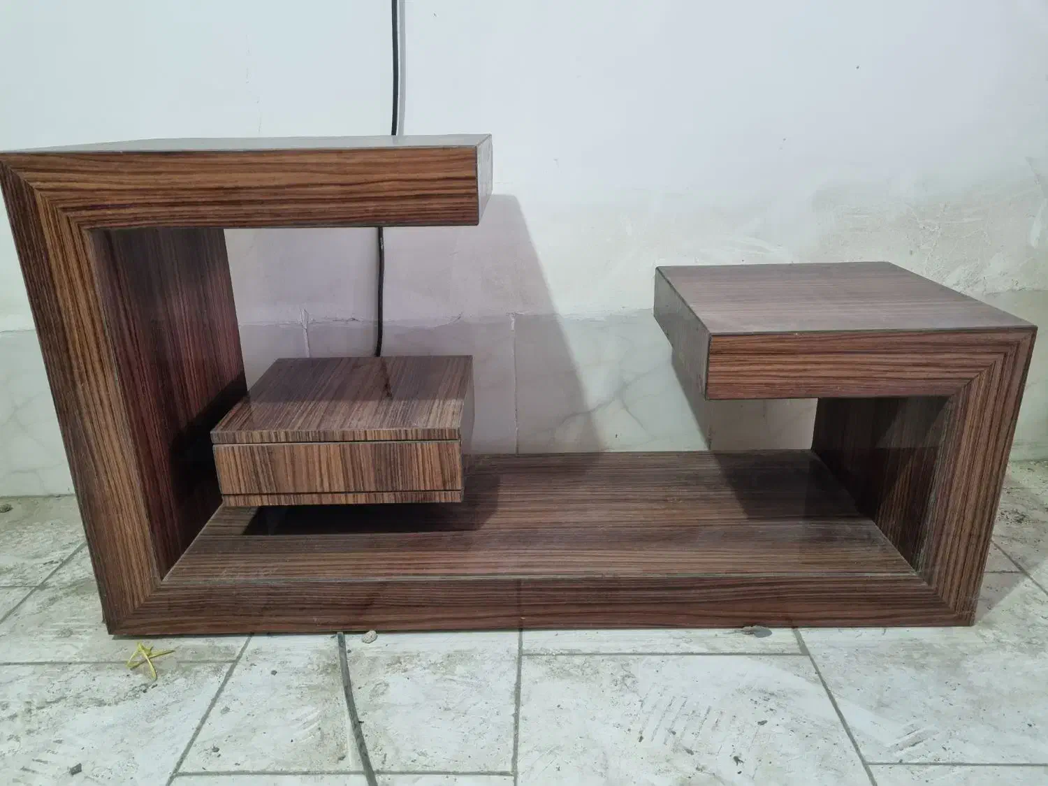 میز تلفن|میز تلفن|ارومیه, |دیوار