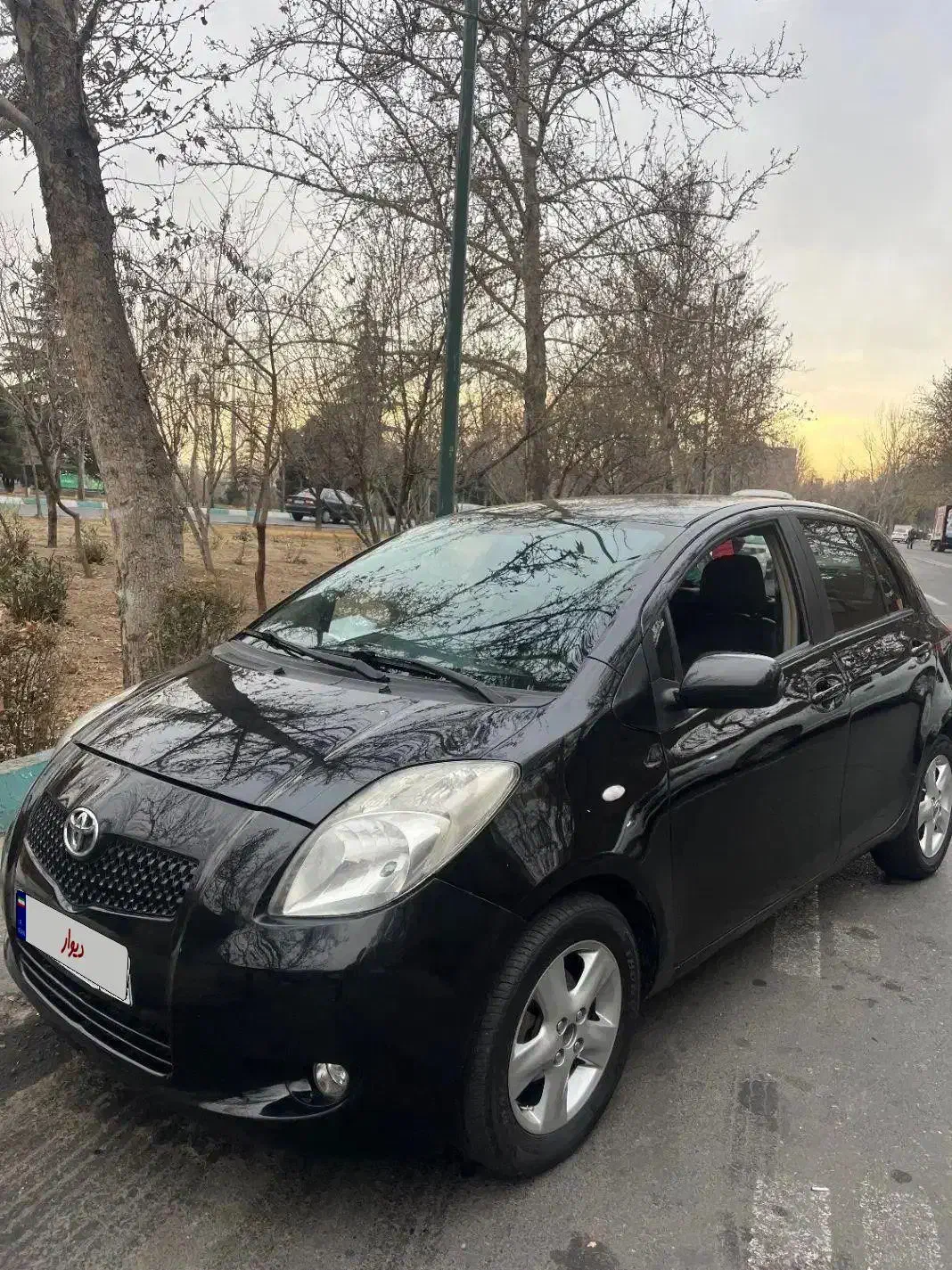 تویوتا یاریس ۲۰۰۸|خودرو سواری و وانت|تهران, پاسداران|دیوار