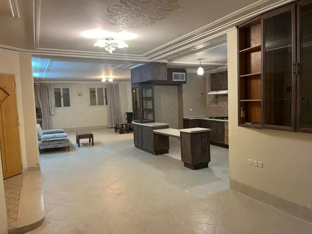 آپارتمان ۱۵۵متری/امیرکبیر نبش تاجری /اعیان نشین|اجارهٔ آپارتمان|کاشان, فین بزرگ|دیوار