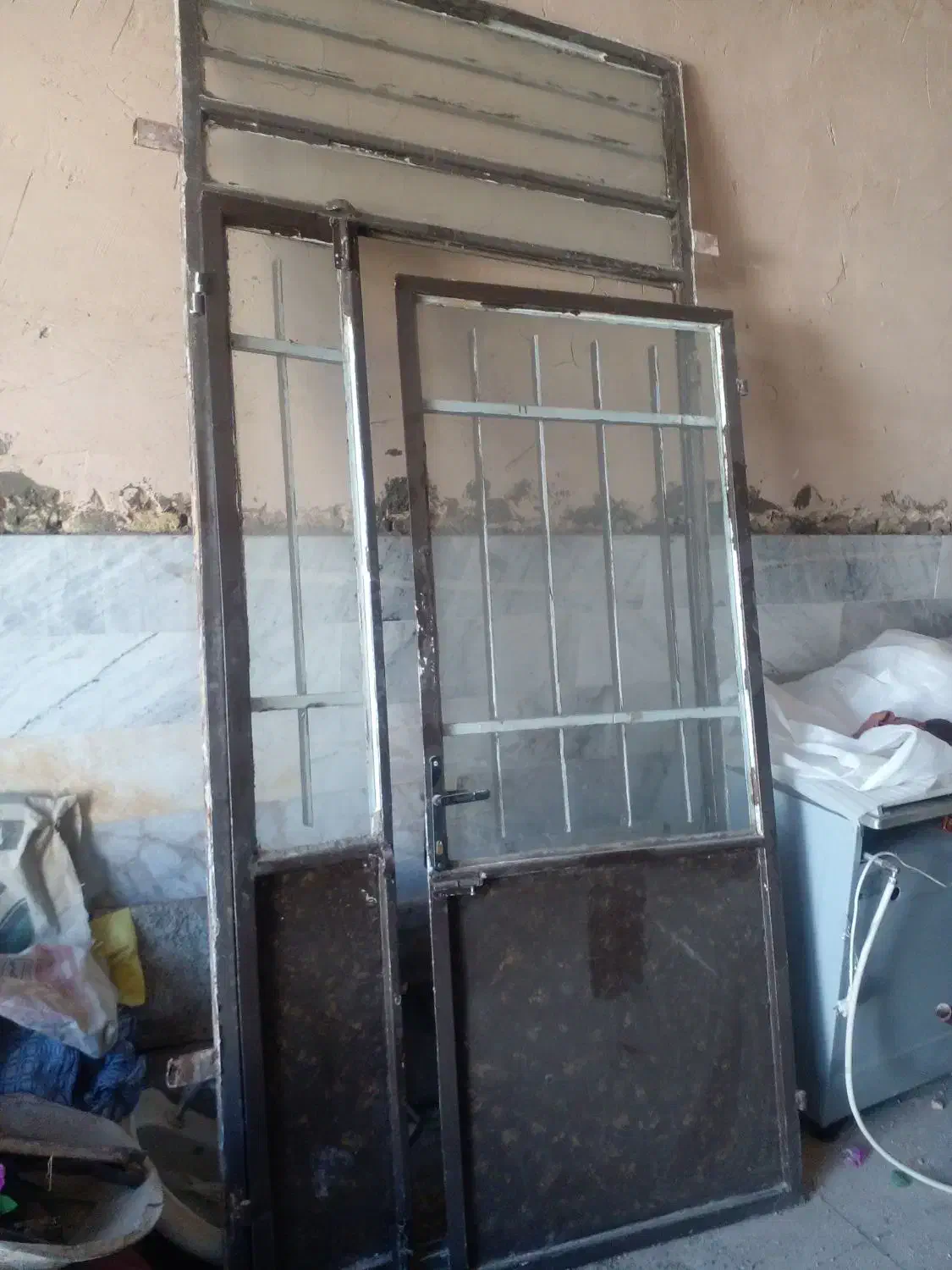 درب و پنجره آهنی|مصالح و تجهیزات ساختمان|سبزوار, شرق کال عیدگاه|دیوار