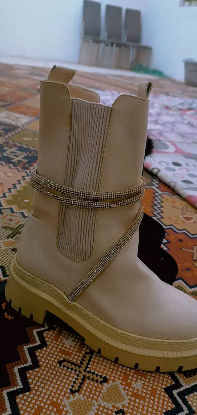 دوجفت بوت در حد نو|کیف، کفش، کمربند|آران و بیدگل, |دیوار