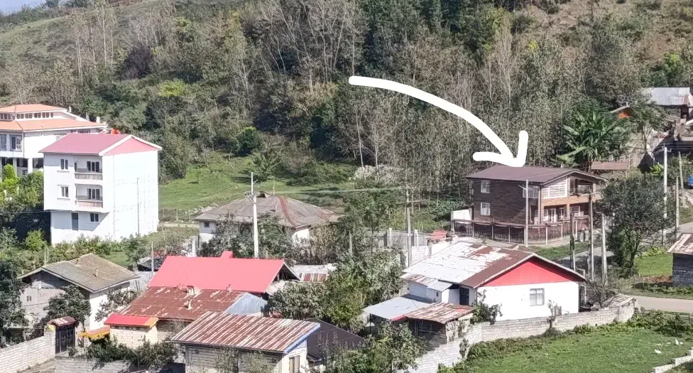 ویلا جنگلی با ۴۰۰ متر محوطه|فروش خانه و ویلا|لنگرود, |دیوار