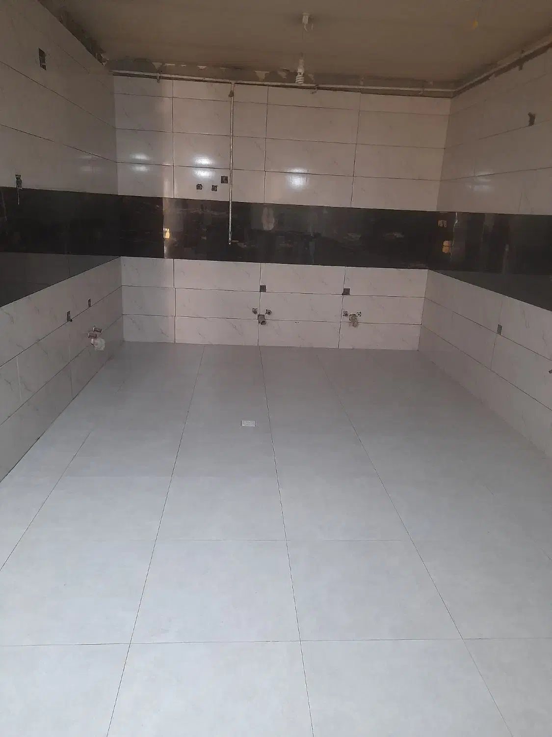 نصب ماربل وسرامیک بین کابینتی|مصالح و تجهیزات ساختمان|اهواز, گلستان|دیوار