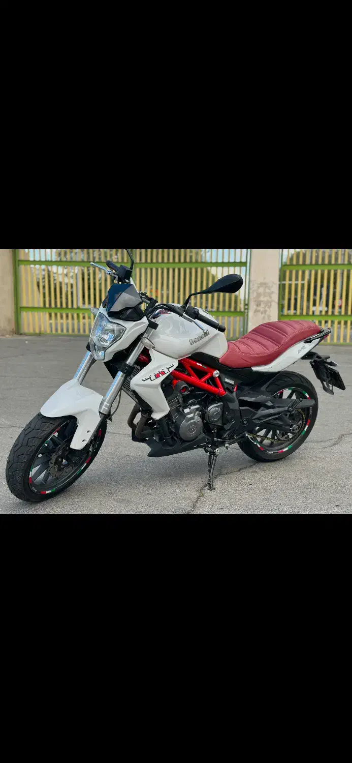 بنلی۳۰۰|موتورسیکلت|بروجرد, |دیوار