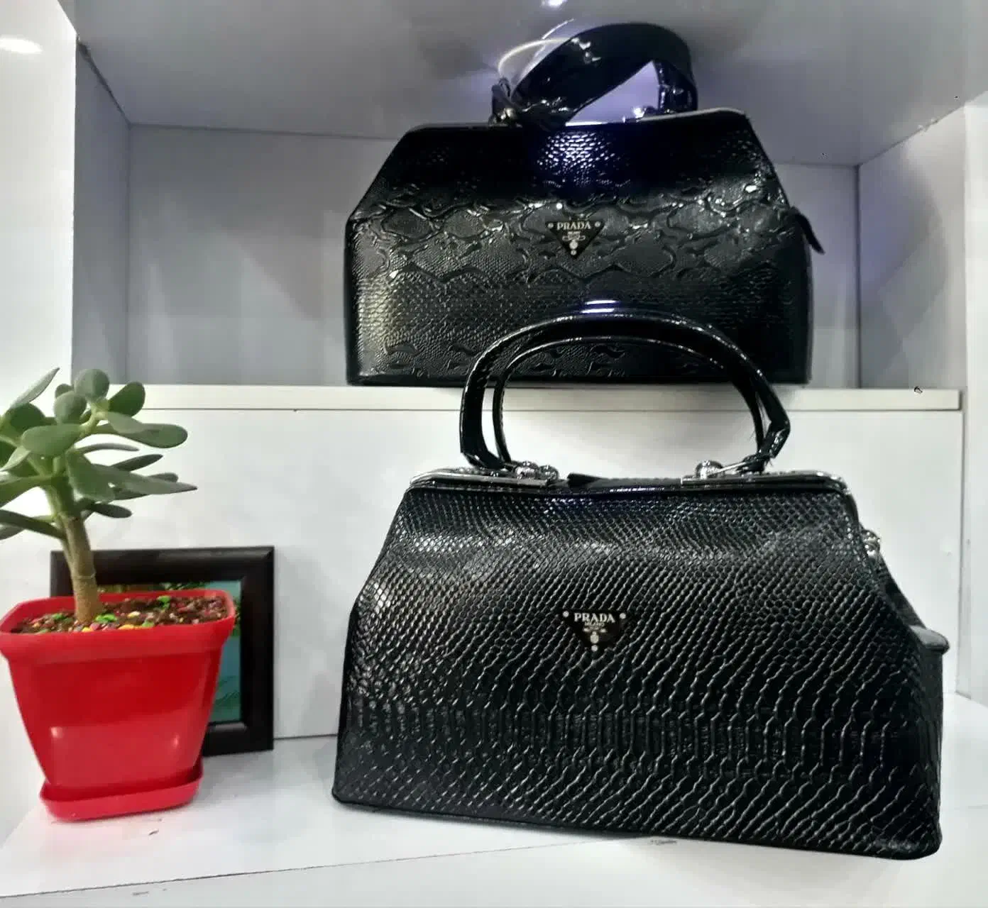 کیف متنوع و زیبا نو  قیمت خیلی مناسب|کیف، کفش، کمربند|لنجان, |دیوار