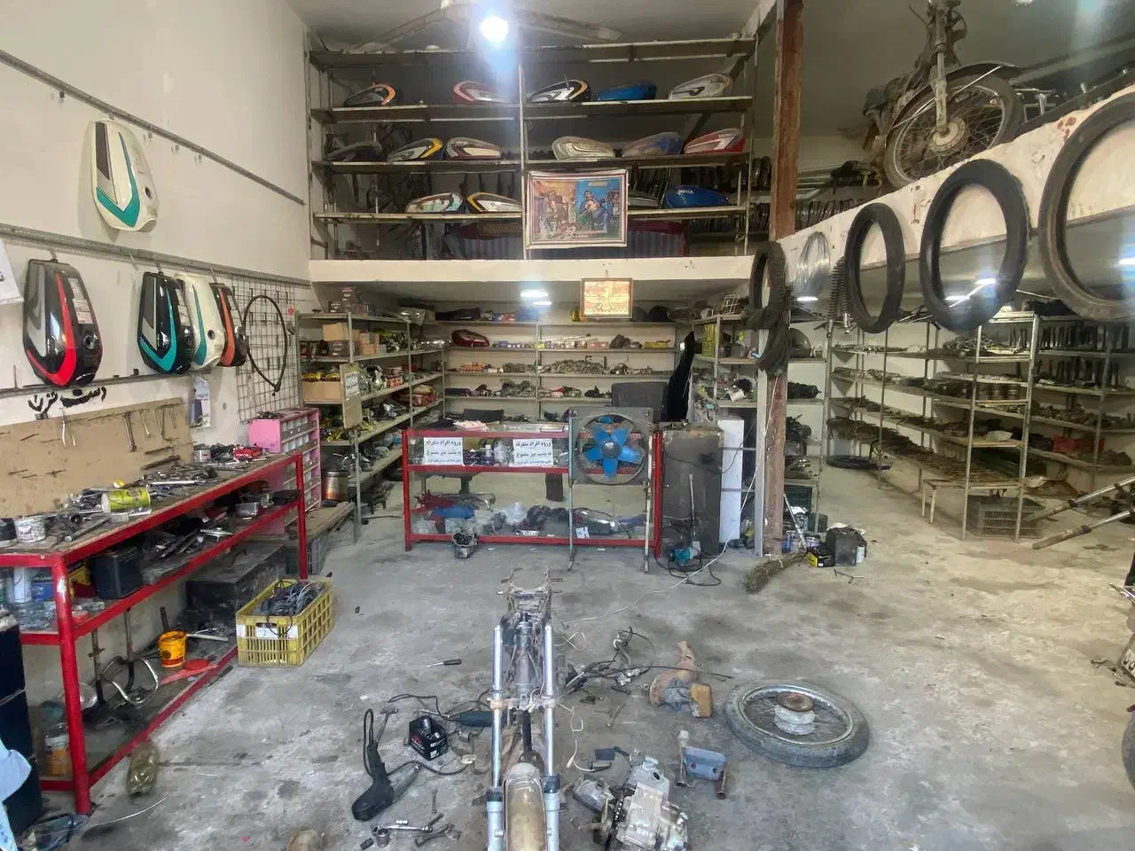 لوازم استوک موتور سیکلت|قطعات یدکی و لوازم جانبی|دلند, |دیوار