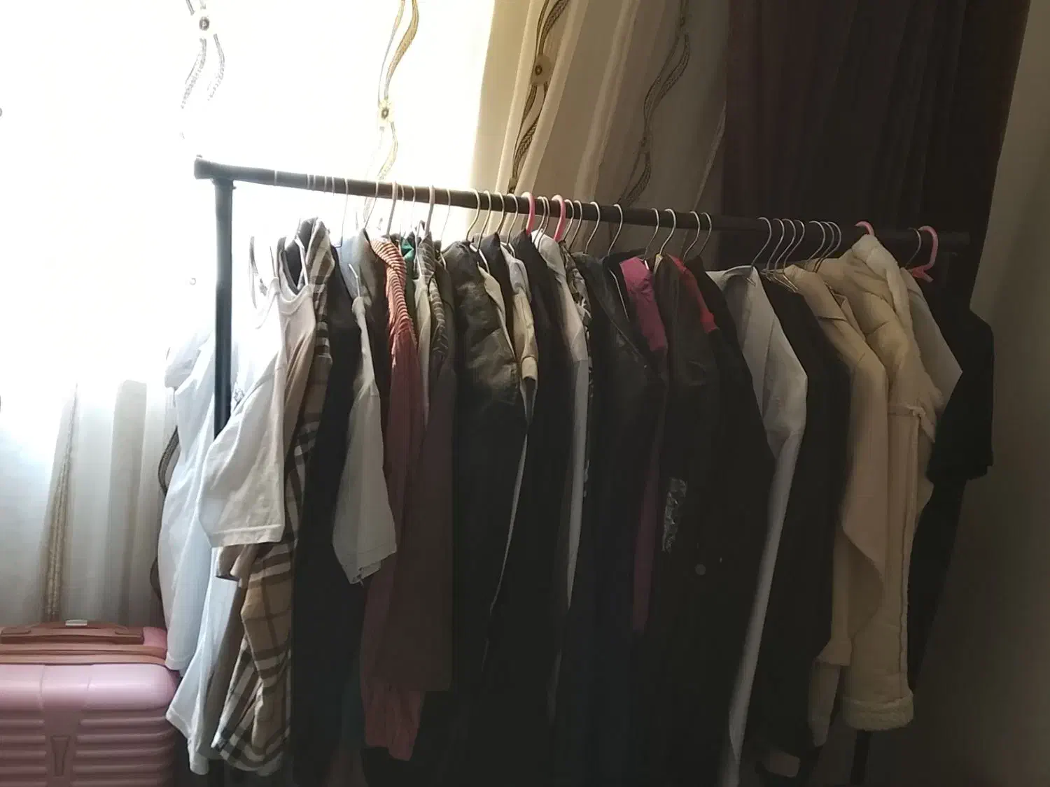 رگال لباس|بندرخت و رخت‌آویز|مسجد سلیمان, |دیوار