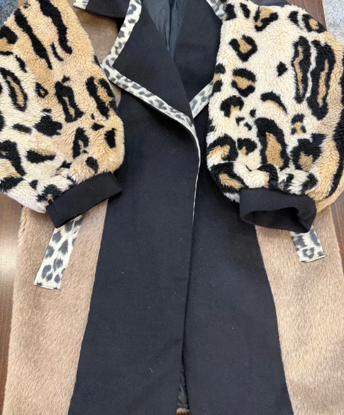 لباس|لباس|قائمشهر, |دیوار