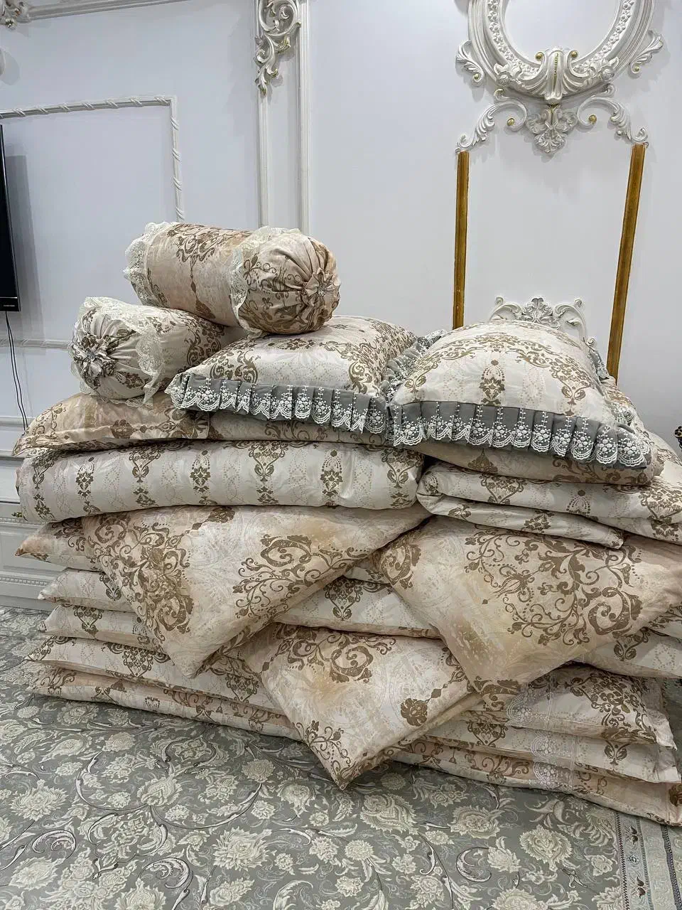 لحاف دوزی آیسو|رختخواب، بالش، پتو|اردبیل, |دیوار