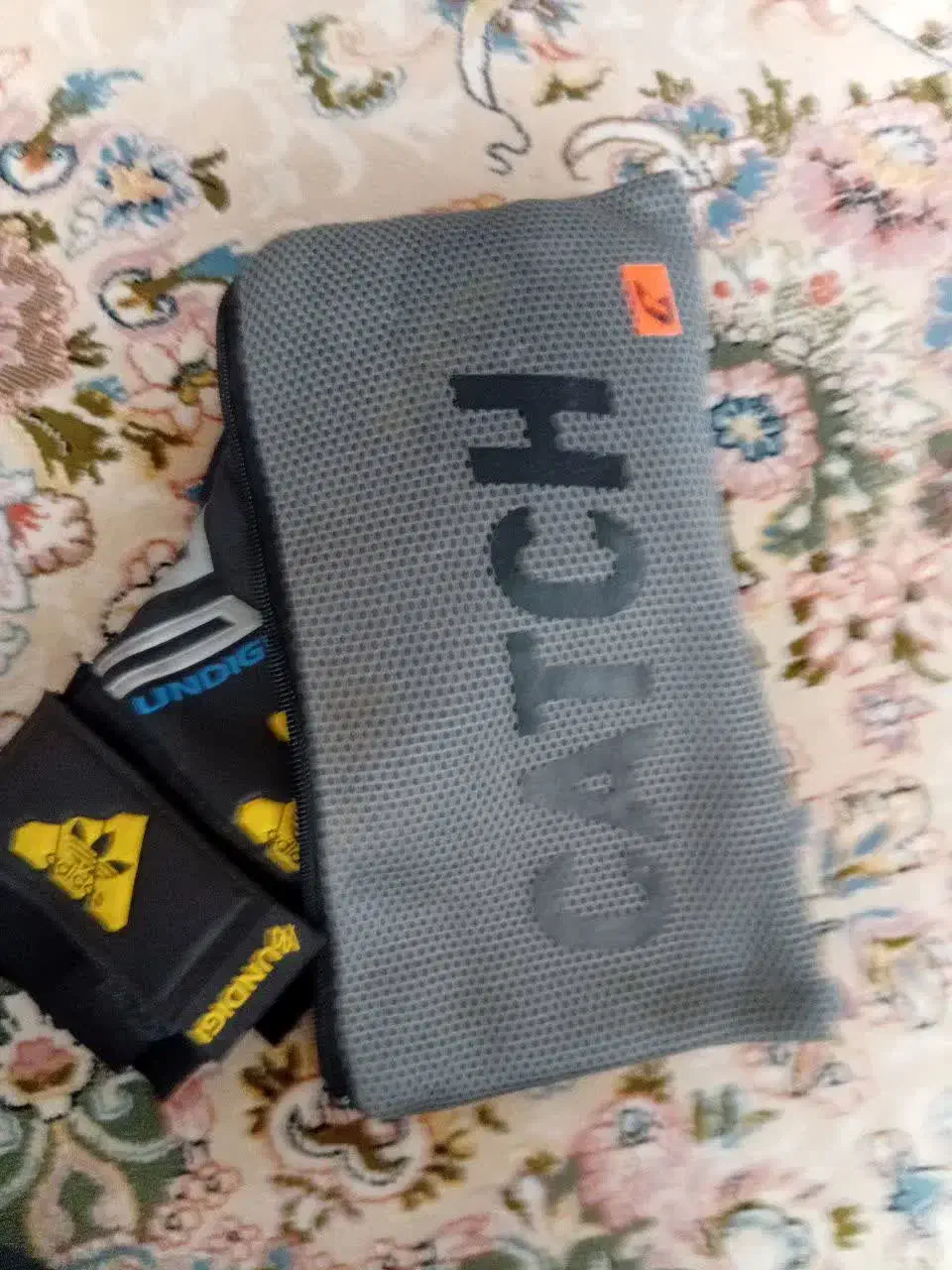 دستکش دروازه بانی|ورزشهای توپی|معصومیه, |دیوار