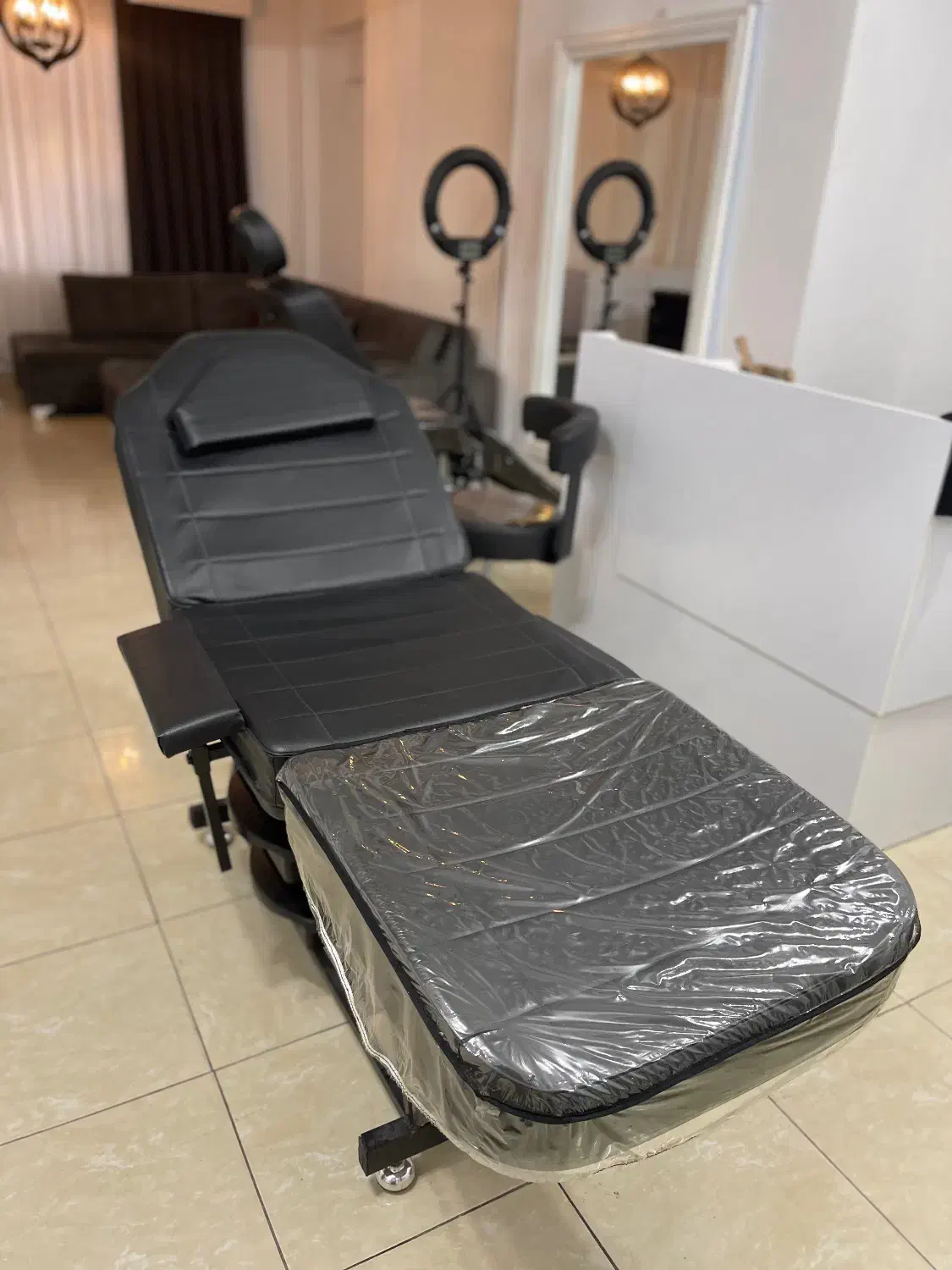 صندلی سالن|آرایشگاه و سالنهای زیبایی|رشت, حومه رشت|دیوار