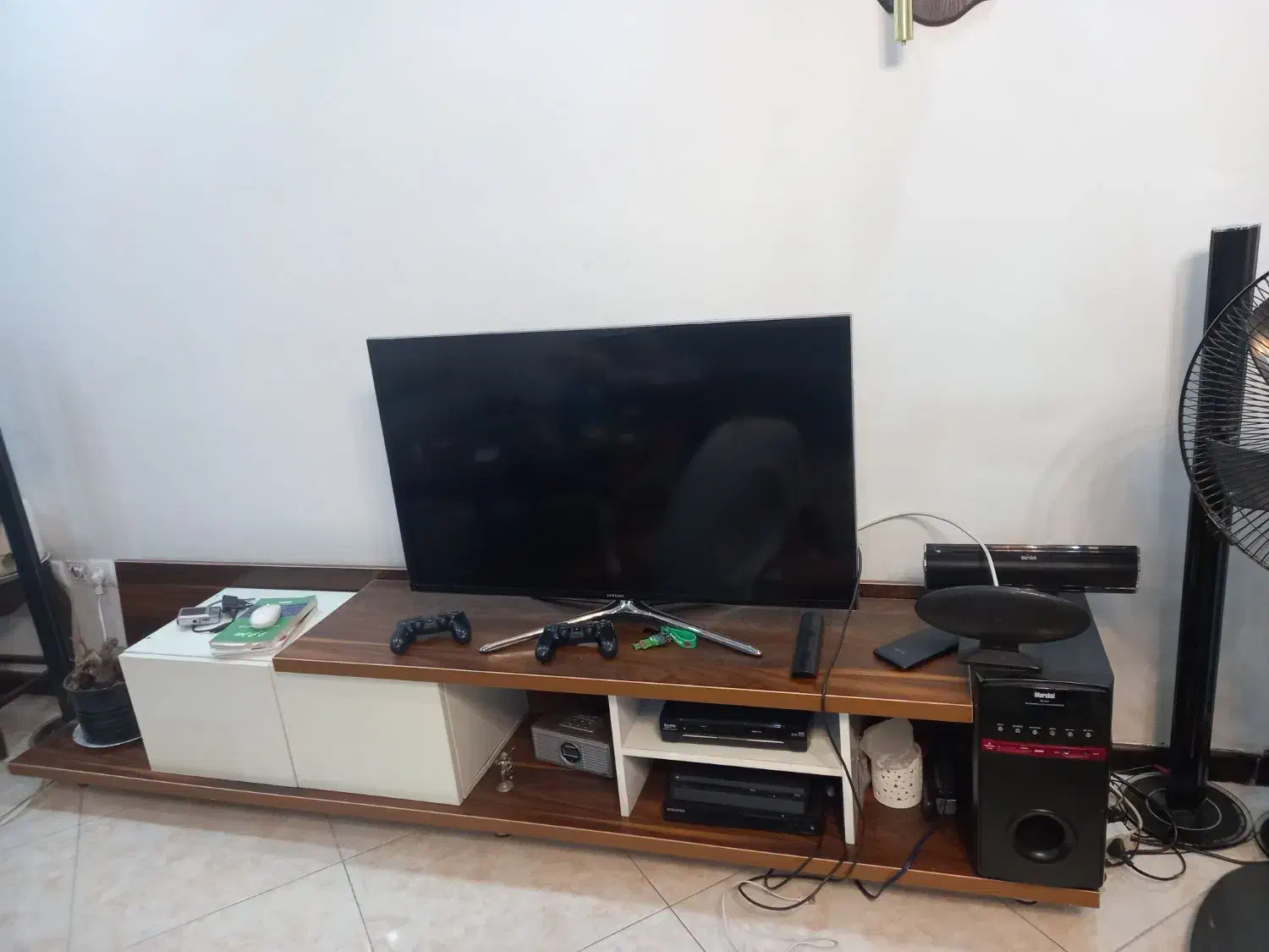 میز تلویزیون در حد نو  تهرانسر|میز تلویزیون|تهران, تهرانسر شمالی|دیوار