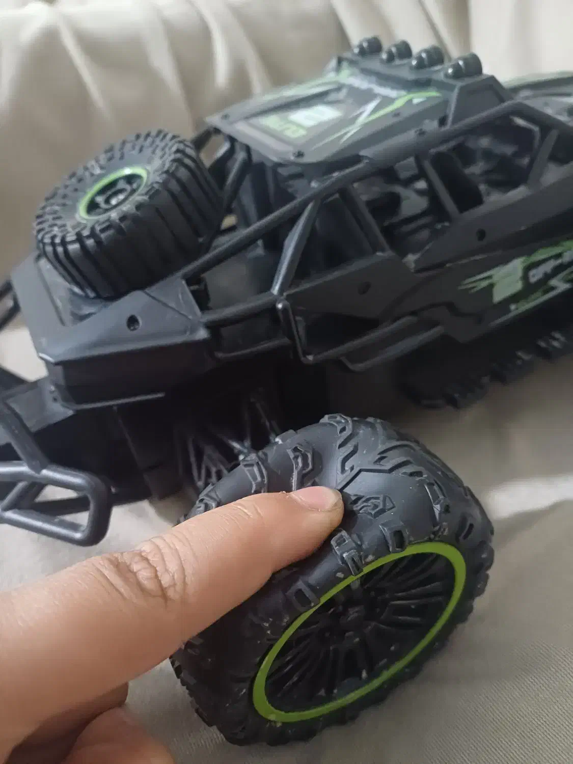 ماشین کنترلی|اسباب‌‌بازی|چهاردانگه (تهران), |دیوار