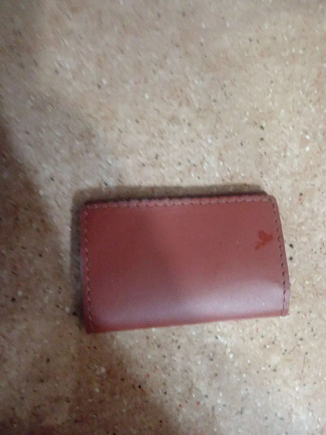 کیف گمشده|کیف، کفش، کمربند|نجف‌آباد, دلگشا|دیوار