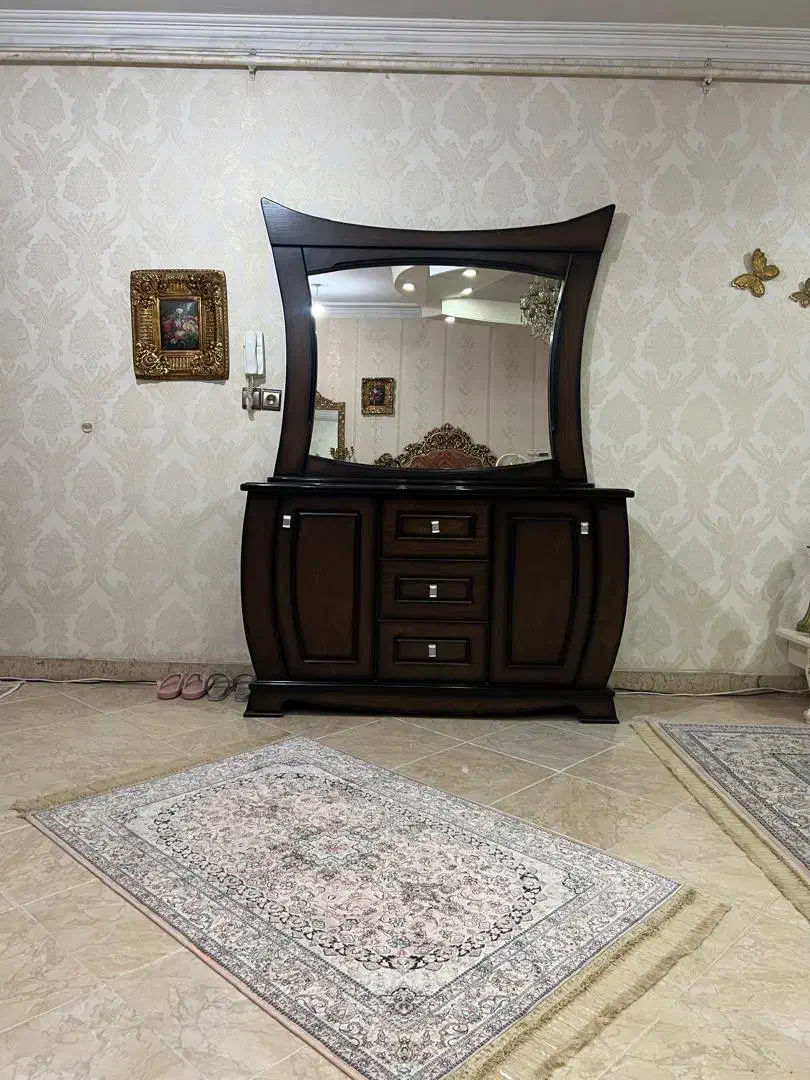 آینه و کنسول چوبی|بوفه، ویترین، کنسول|اهواز, کیان اباد|دیوار