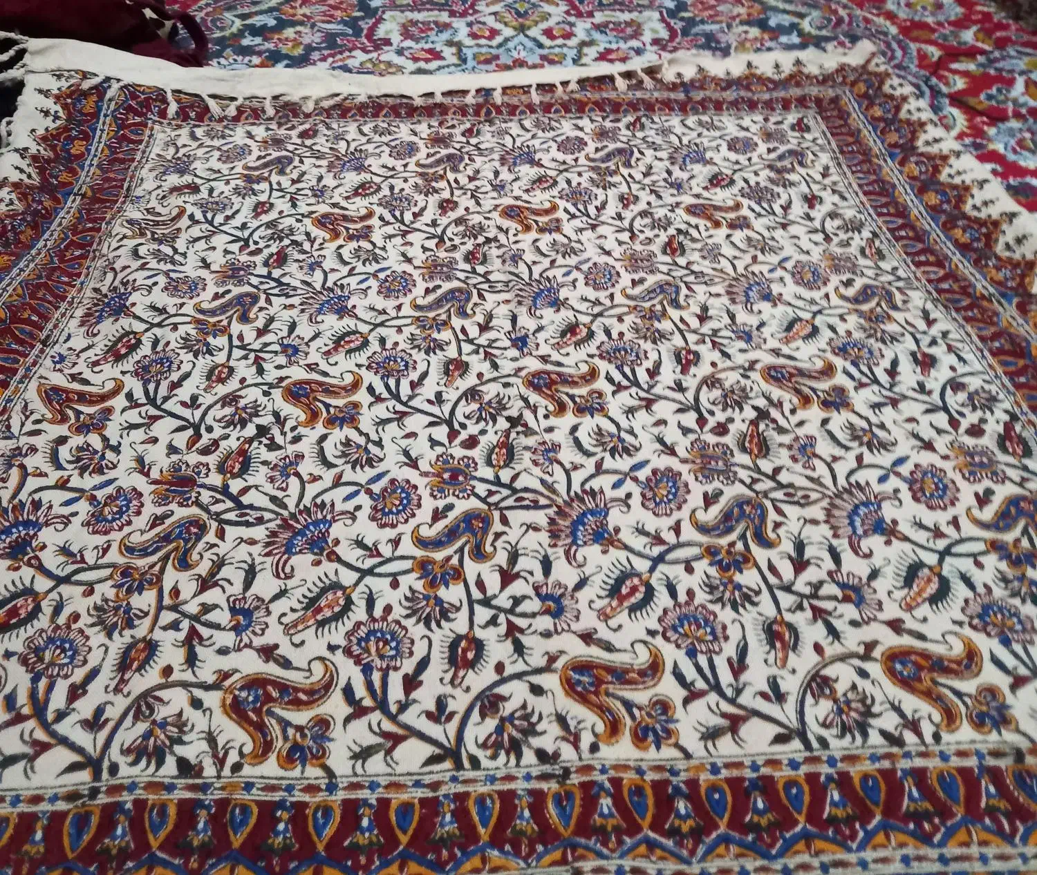 سفره قلمکاری|سفره، حوله، دستمال آشپزخانه|نجف‌آباد, گلبهار|دیوار