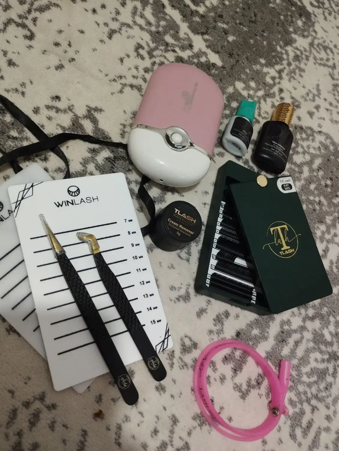 وسایل کاشت مژه|آرایشگاه و سالن‌های زیبایی|گلبهار, شهر جدید گلبهار|دیوار