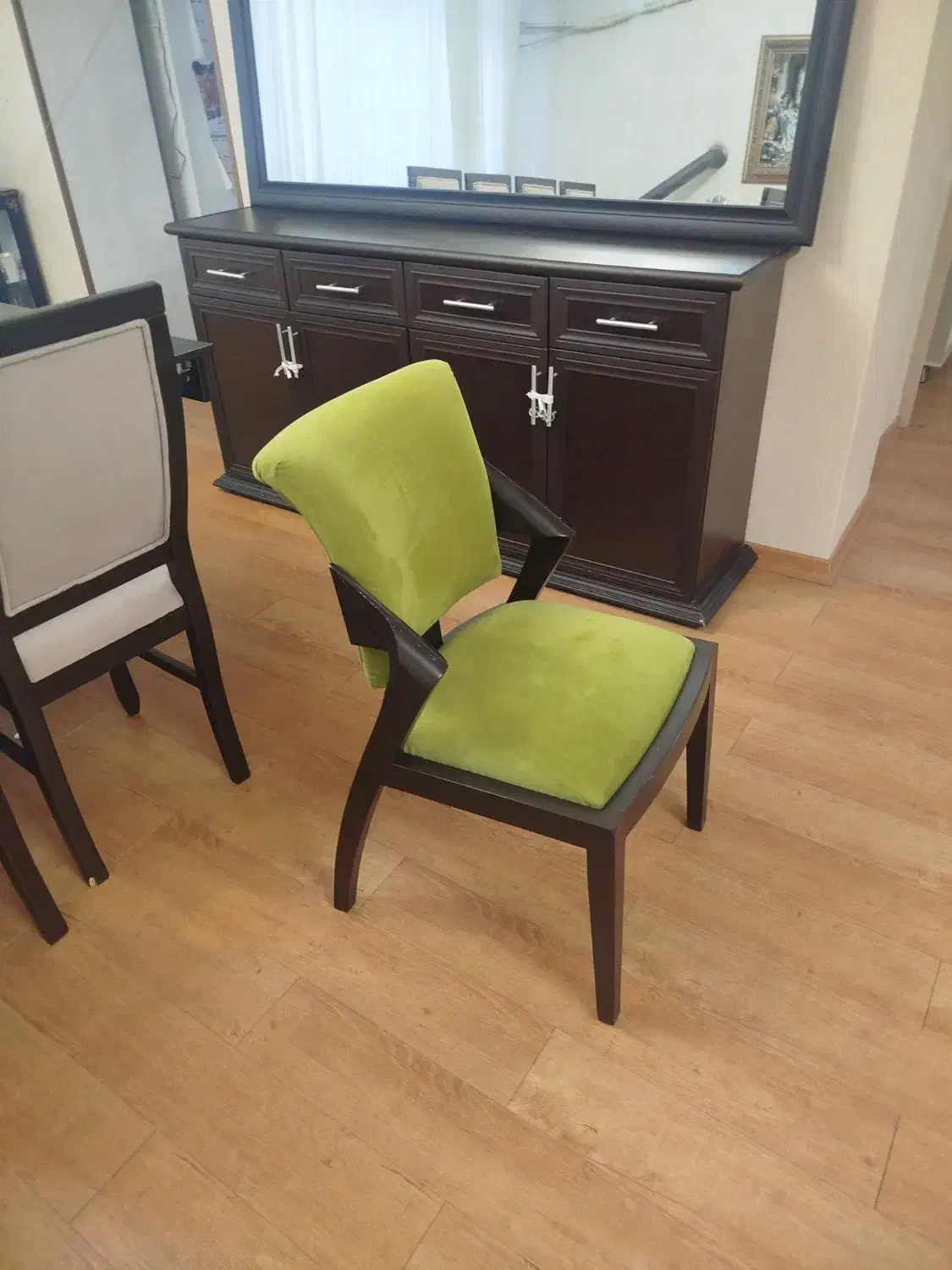 میز و صندلی ۱۰ نفره با آینه کنسول|میز و صندلی غذاخوری|ارومیه, |دیوار