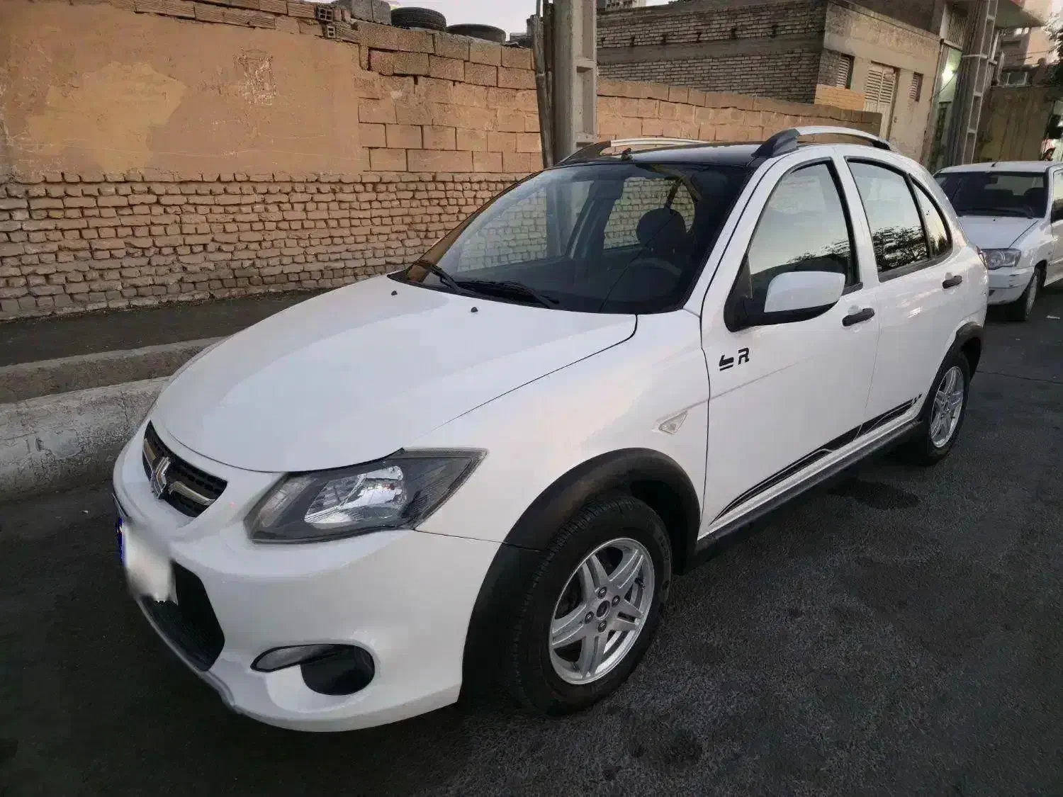 کوییک Rمدل 99 سفید مشکی|خودرو سواری و وانت|اصفهان, سرتاوه|دیوار