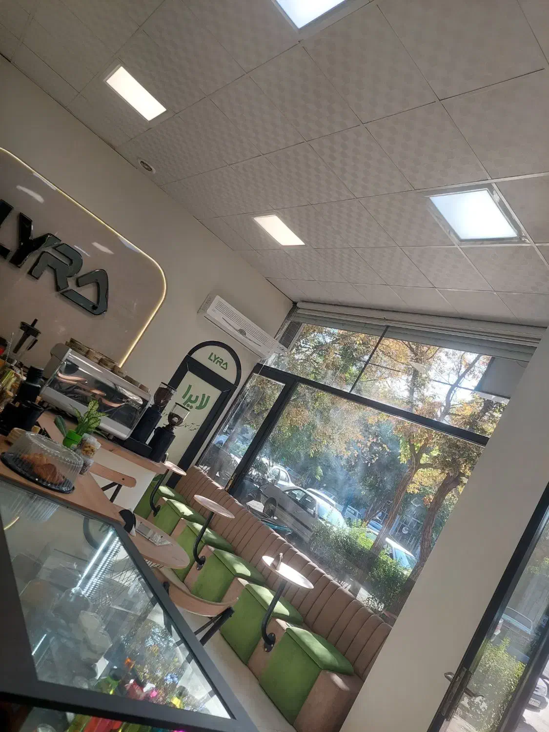 دعوت به همکاری در کافه لایرا محیط آروم،آموزش و رشد|استخدام خدمات فروشگاه و رستوران|تبریز, |دیوار