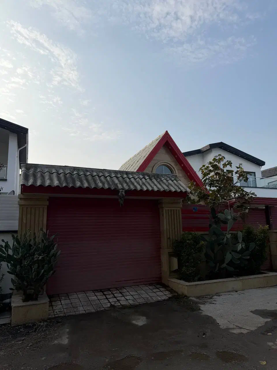 ویلا استخردار ساحلی با نظافت هتلی|اجارهٔ کوتاه‌مدت ویلا و باغ|ایزدشهر, |دیوار