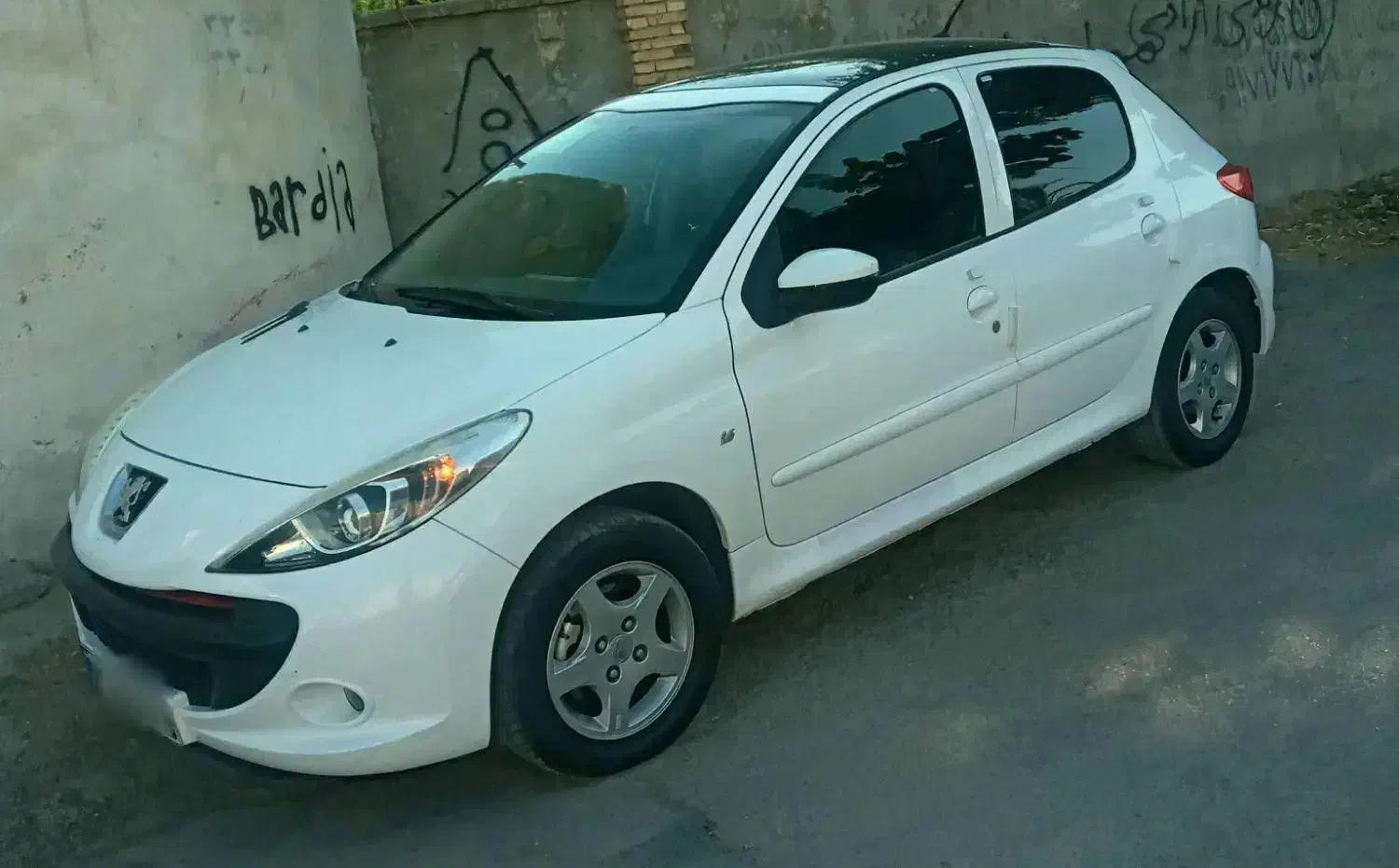 ۲۰۷ مدل ۱۴۰۱ سقف پانوراما|خودرو سواری و وانت|بافت, |دیوار