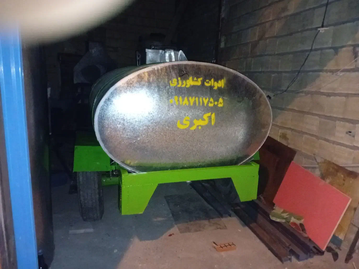 تانکر|ماشین‌آلات صنعتی|ساوه, |دیوار