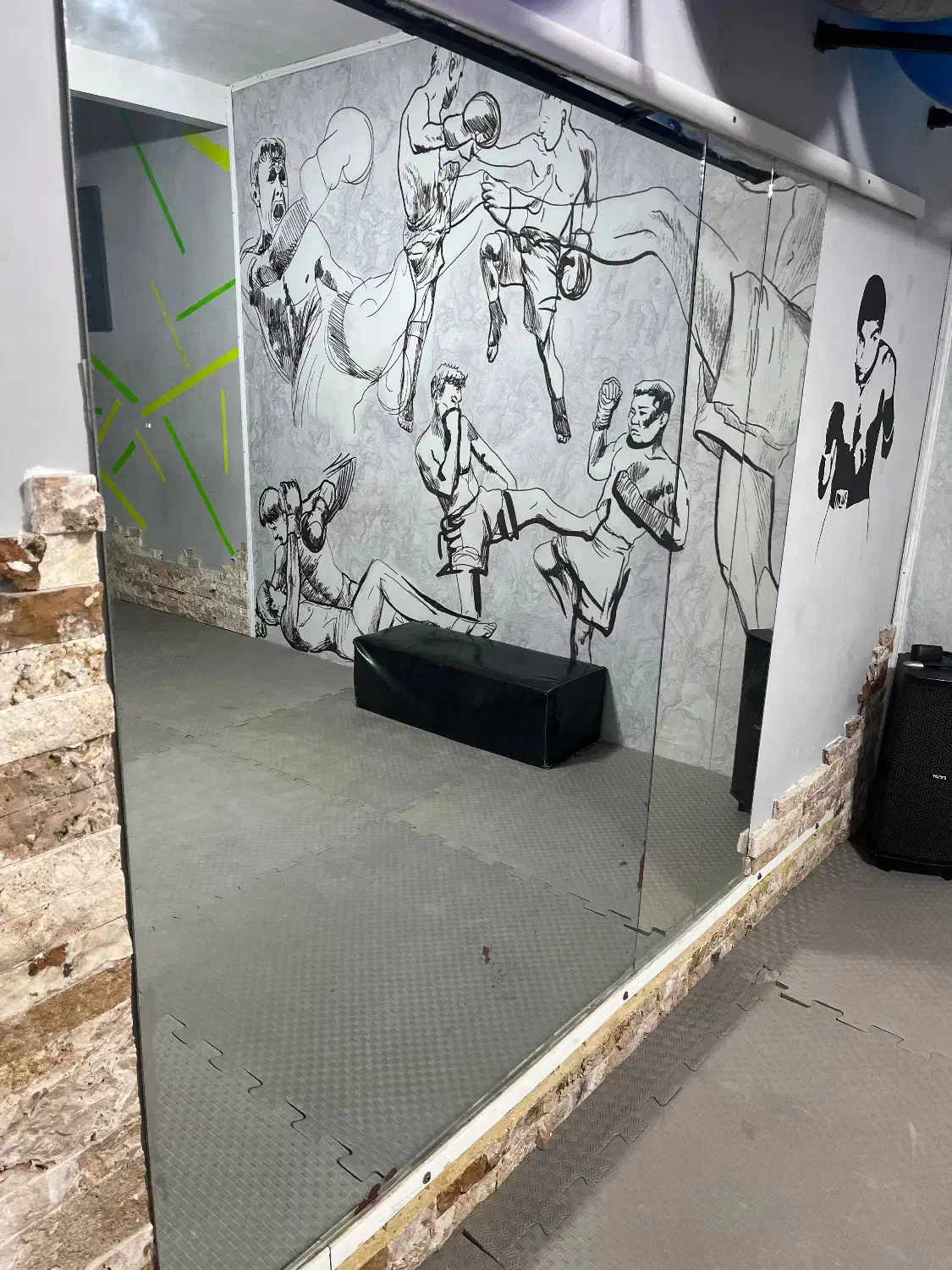 آیینه قدی بزرگ|آینه|آبادان, |دیوار