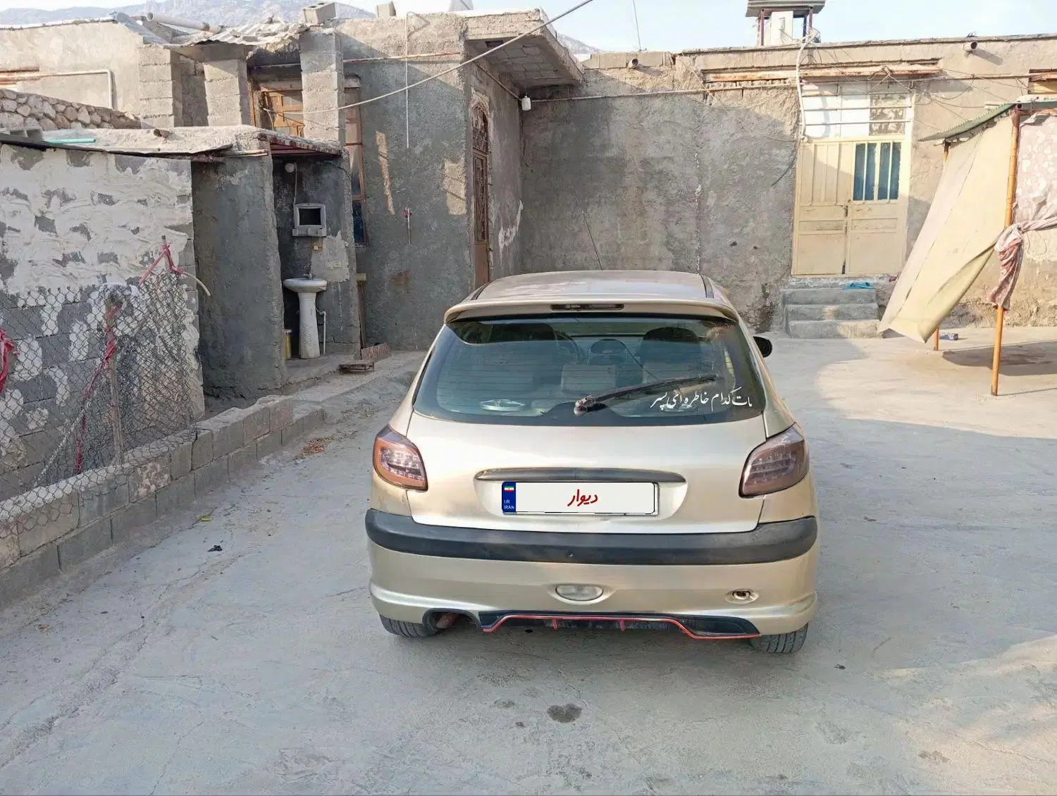 206مدل 82|خودرو سواری و وانت|بهبهان, |دیوار
