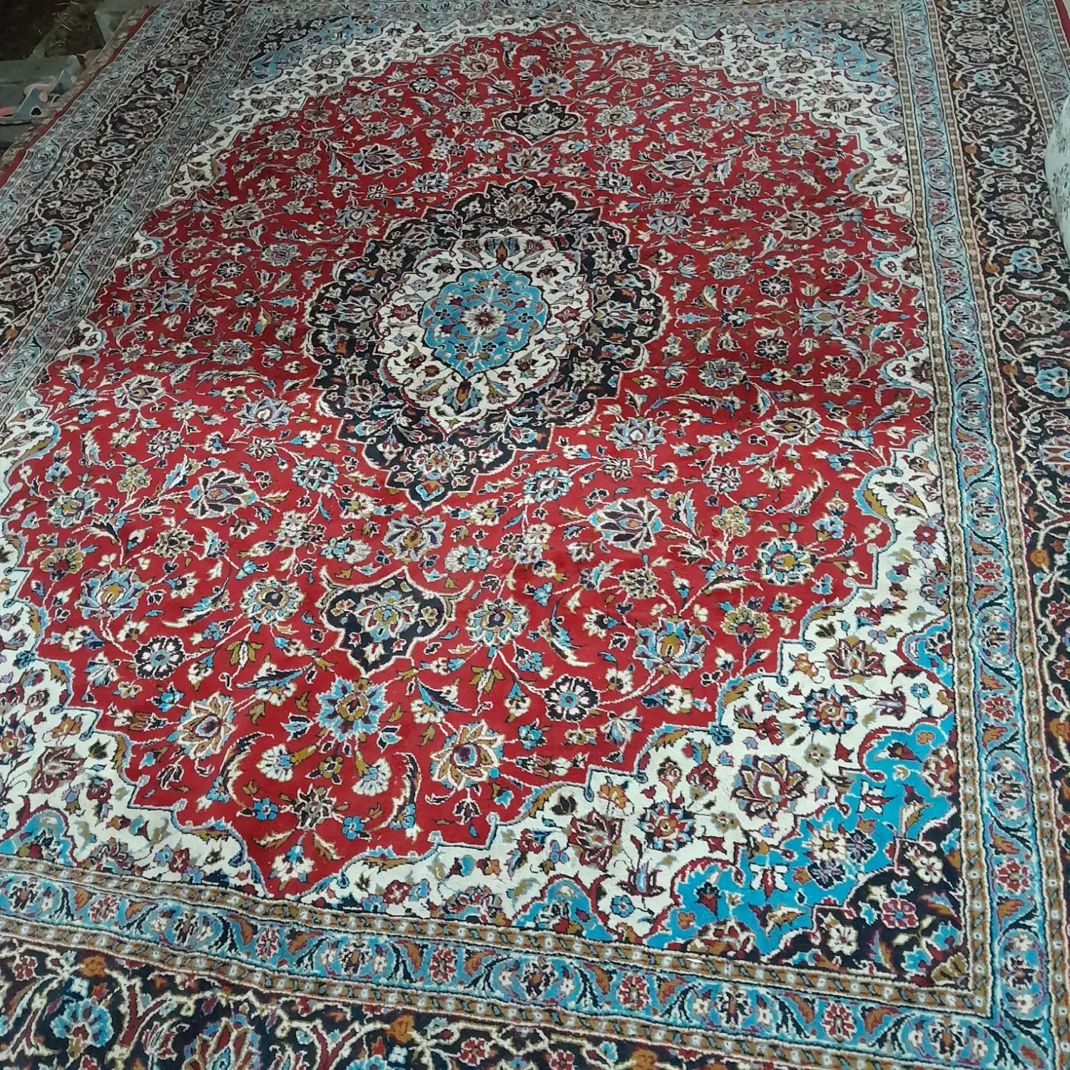 فرش ۱۲ متری  اکرولیک خوش رنگ دست دوم|فرش|برخوار, |دیوار
