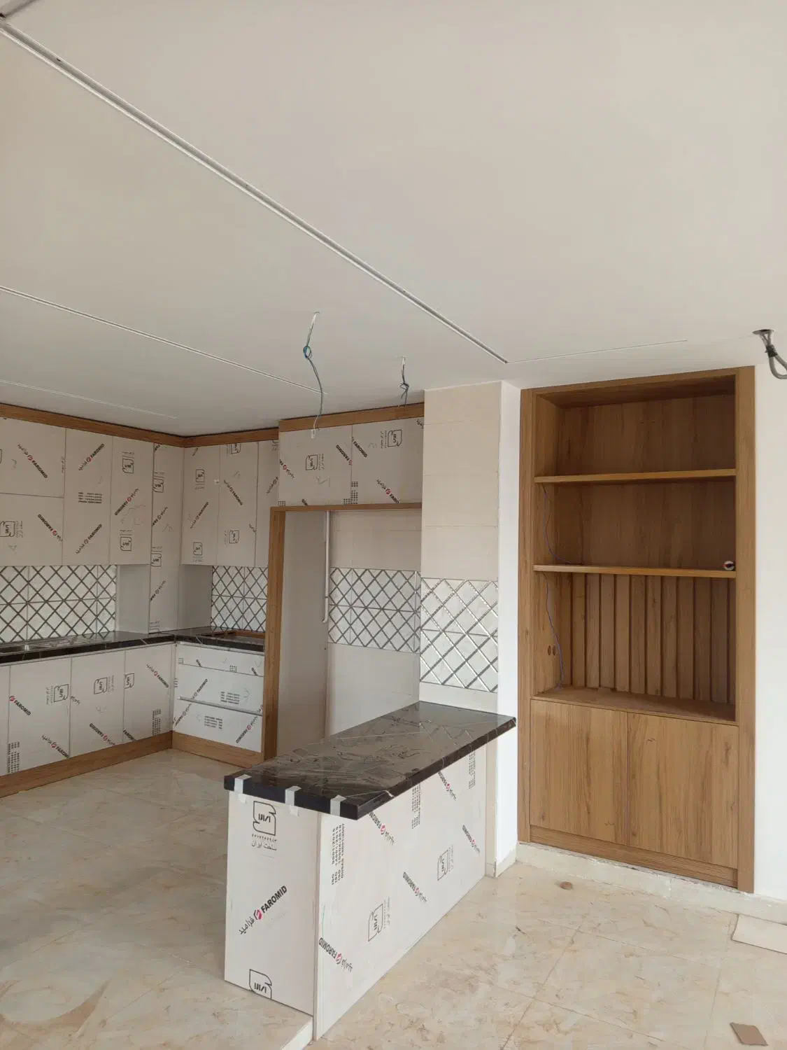 کابینت کمد دیواری تخت و سرویس خواب  ویترین مغازه|خدمات پیشه و مهارت|محمدیه-قزوین, |دیوار