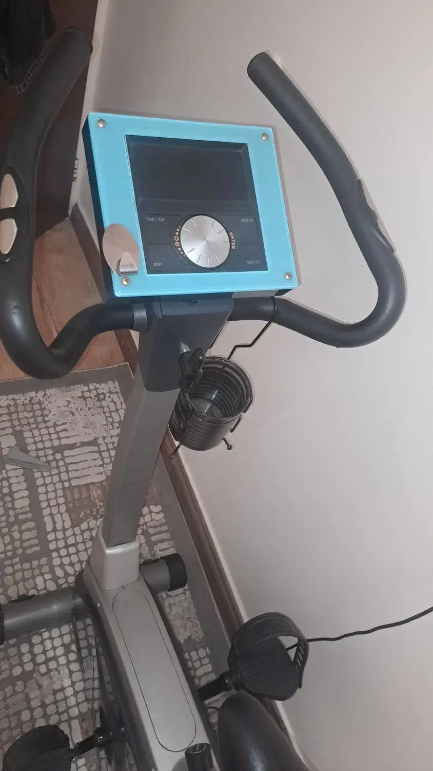 دوجرخه ثابت ورزشی دیجیتال|تجهیزات ورزشی|تهران, زرگنده|دیوار