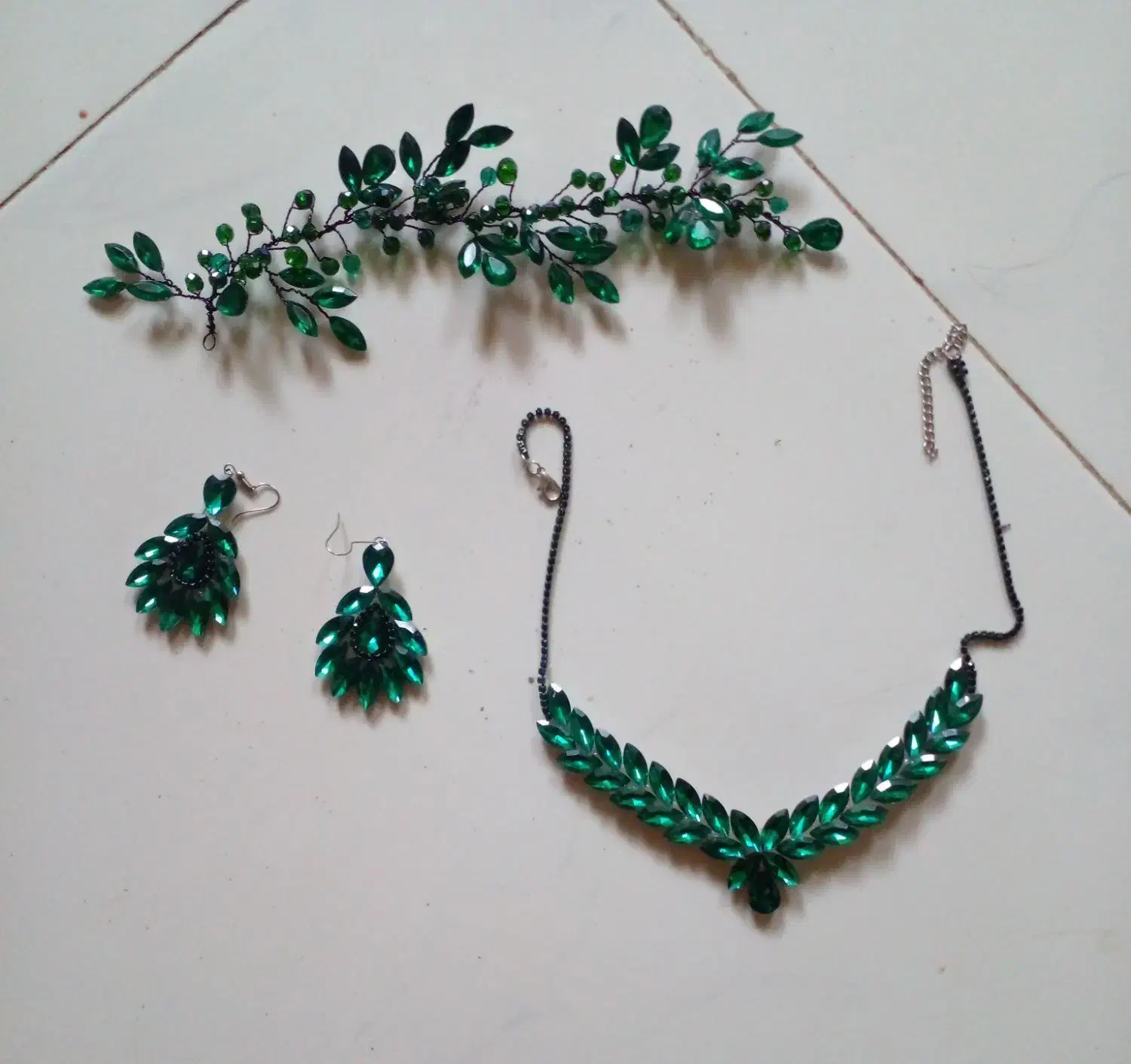 لباس مجلسی+سِت گوشواره با گردنبند+ریسه ی مو|لباس|چناران, |دیوار