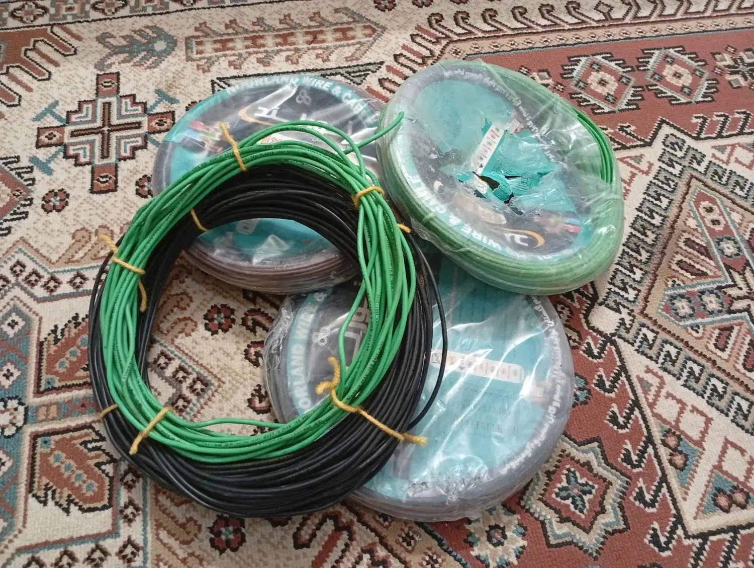 سیم کابل 1در1ونیم و در2ونیم|سایر لوازم برقی|گنبد کاووس, |دیوار