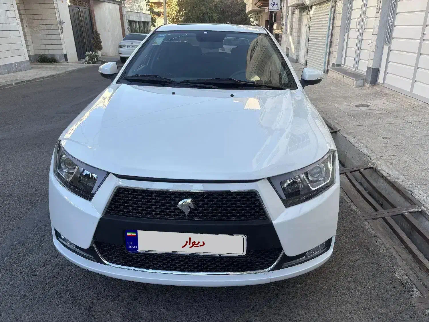 دنا توربوپلاس اتوماتیک سفید سال 1403|خودرو سواری و وانت|زنجان, |دیوار