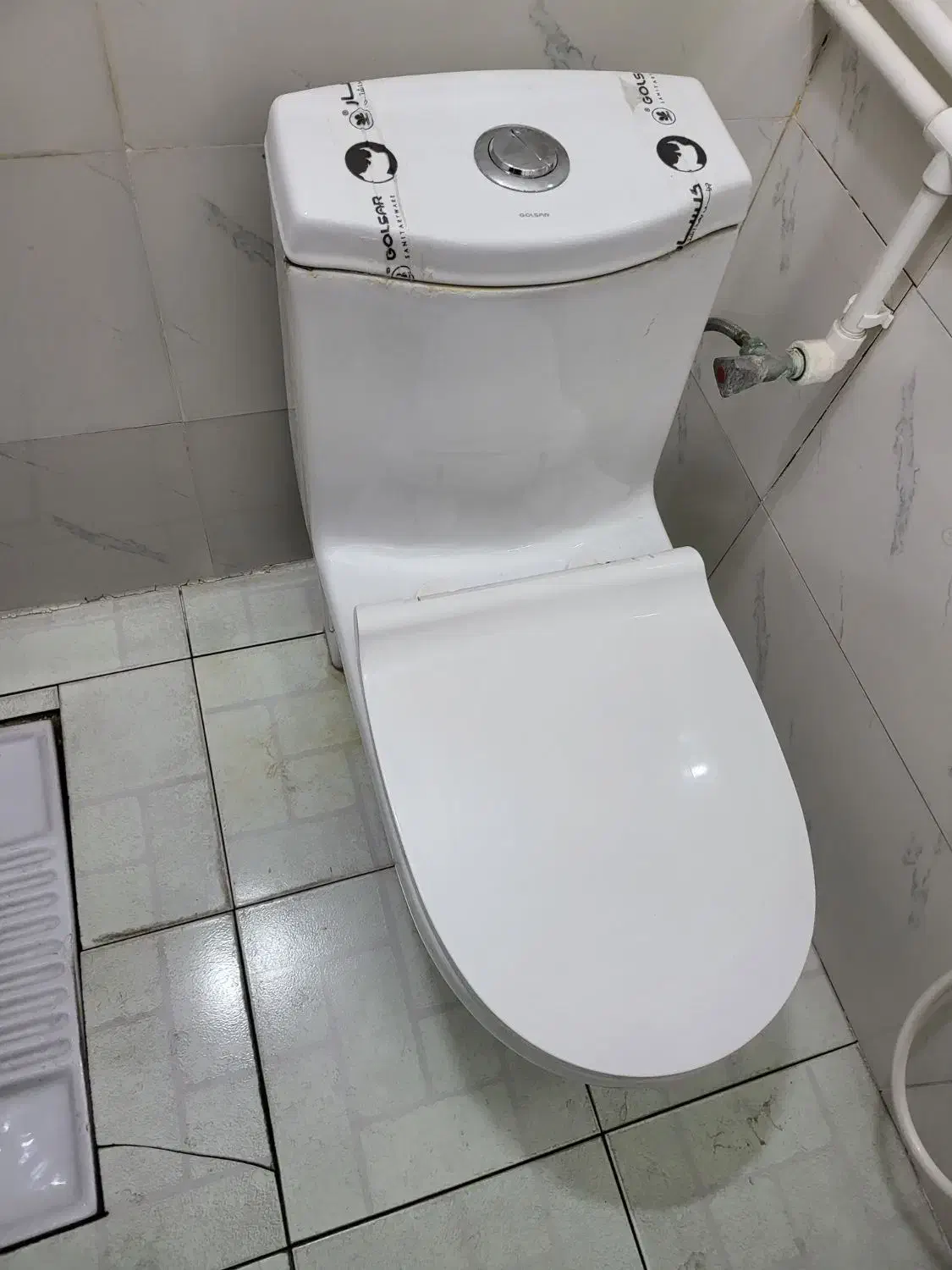 توالت فرنگی گلسار مدل وینر|لوازم سرویس بهداشتی|شیراز, قصرالدشت|دیوار