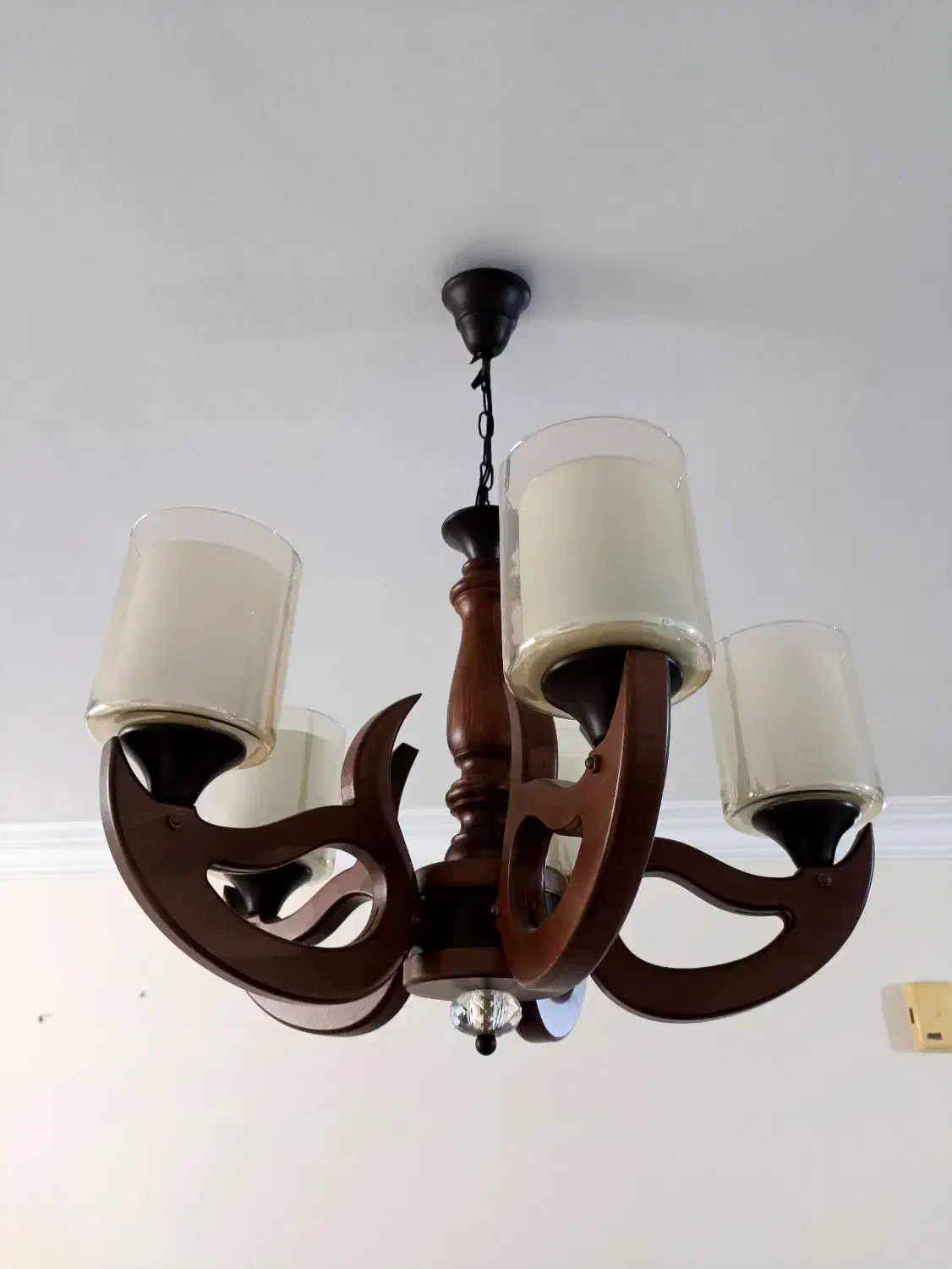 یک جفت لوستر چوبی نو پنج شعله|لوستر و چراغ آویز|تهران, استخر|دیوار