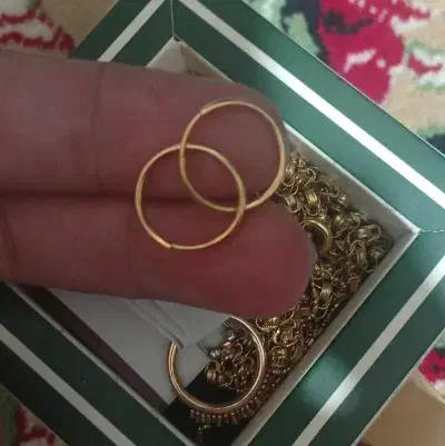 گوشواره طلا سبک|جواهرات|هرسین, |دیوار