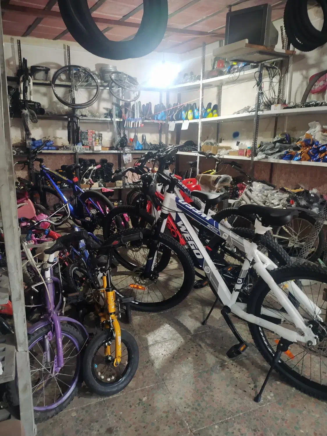 فروش انواع سایز دوچرخه (تخفیف پاییزی)|دوچرخه، اسکیت، اسکوتر|شاهین دژ, |دیوار