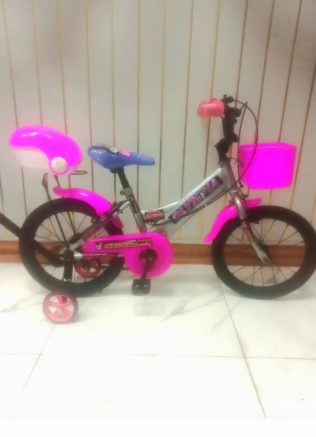 دوچرخه ۱۶ دخترانه تمیز سالم سالم بدونه هیچ عیبی|دوچرخه، اسکیت، اسکوتر|قم, شاه ابراهیم|دیوار