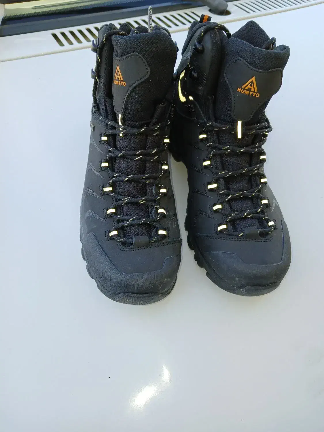 کفش کوهنوردی هامتو|کیف، کفش، کمربند|قروه, |دیوار