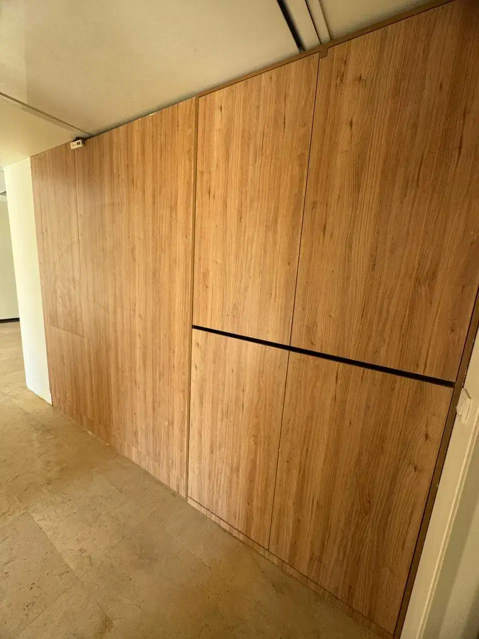 ۱۰۵متری/۲خوابه/غرق‌نور/میدان ملت