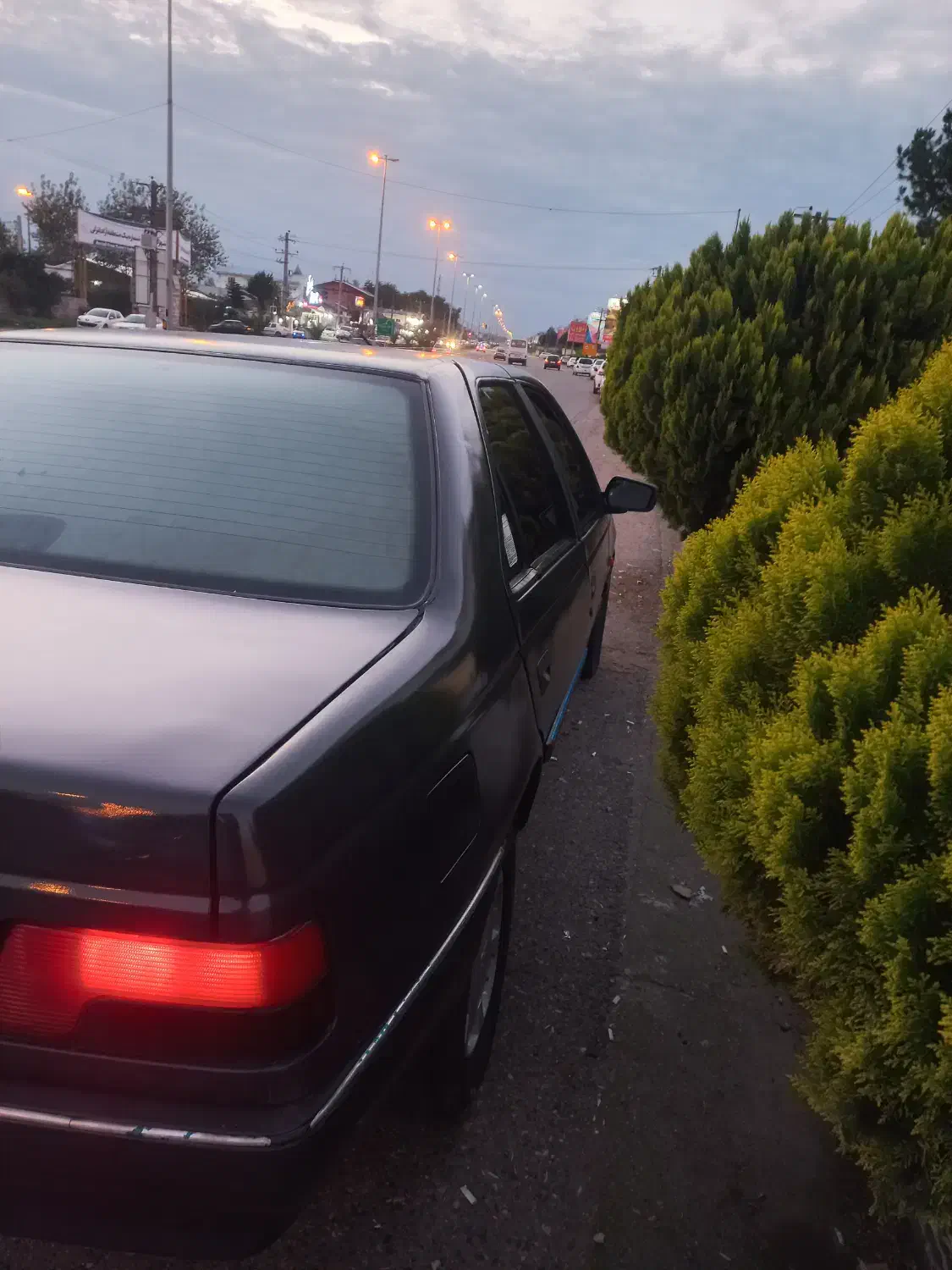 پژو ۴۰۵ نوک مدادی|خودرو سواری و وانت|رشت, نامجو|دیوار